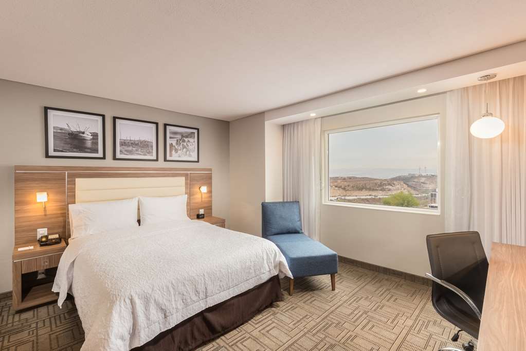Hampton Inn By Hilton Monterrey Apodaca Номер фото